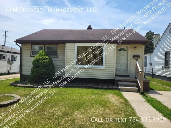 2745 Margaret St, Melvindale, MI 48122