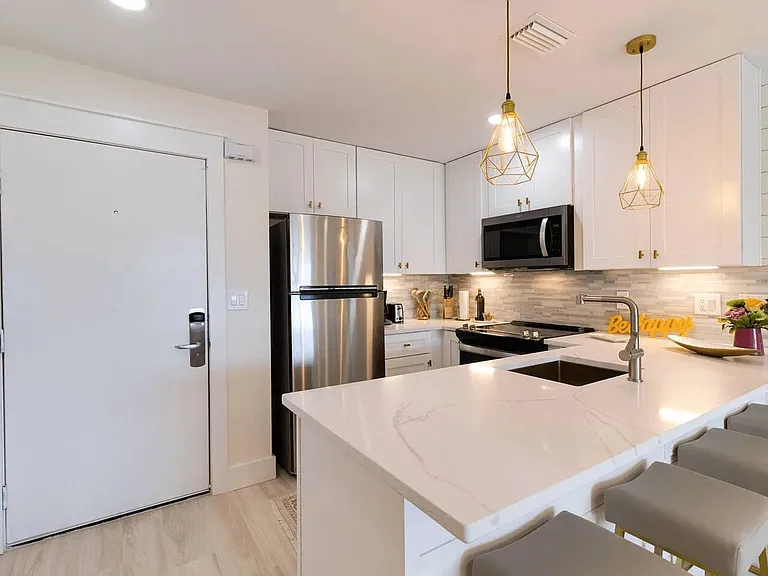 445 Gulf Shore Dr #202 — Photo 5