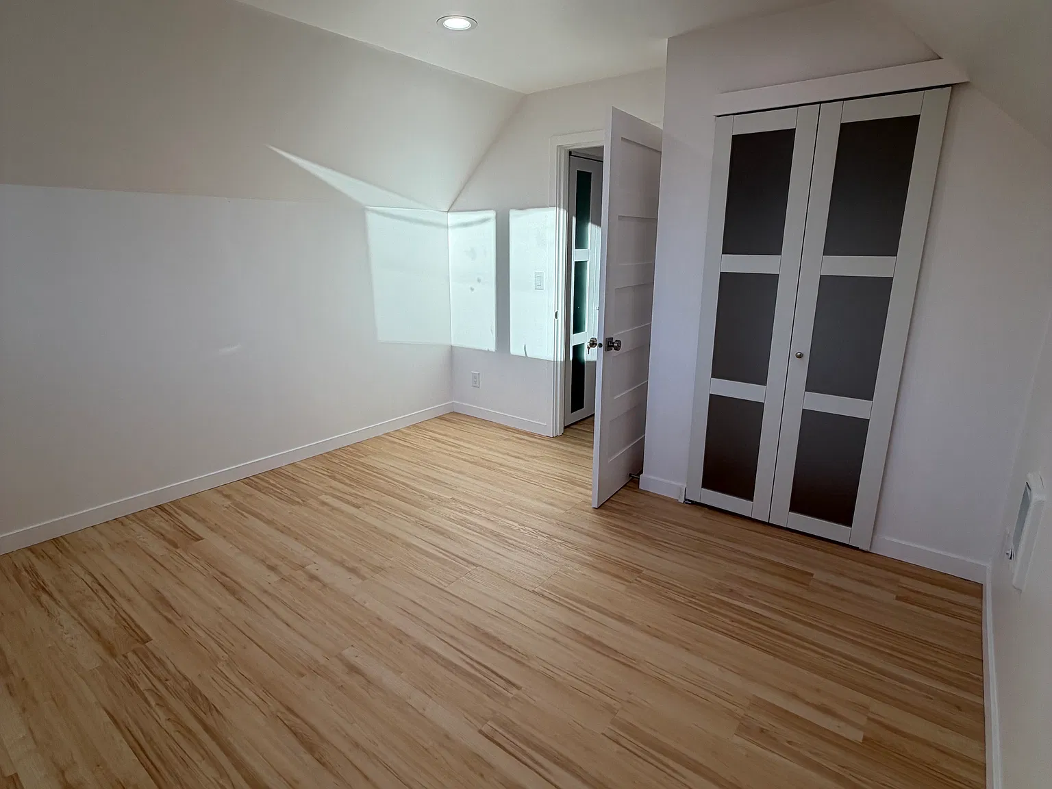 124th Ave NE, Kirkland — Photo 4