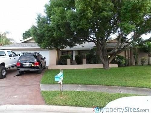 1st image of 2709 Montague Ct E