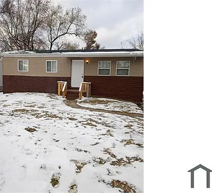 1111 Scott Ave — Photo 2
