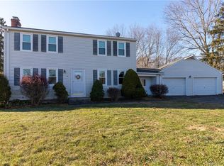 42 Neelans Rd, Enfield, CT 06082
