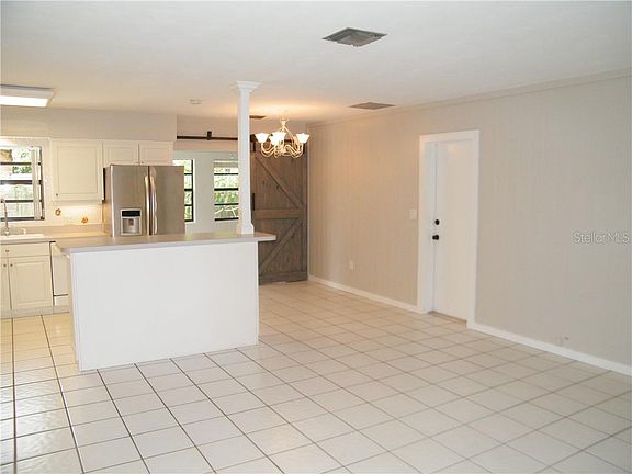 4th image of 1577 Havana Dr