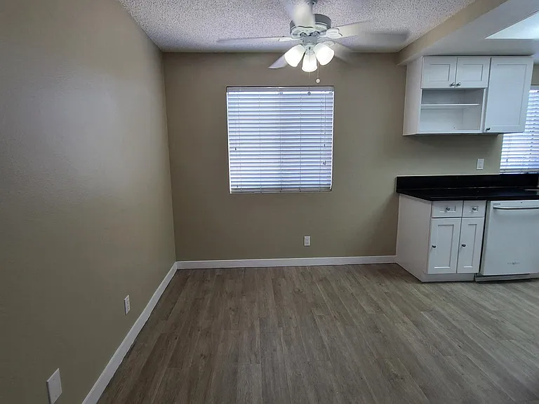 6900 Knowlton Pl. — Photo 20
