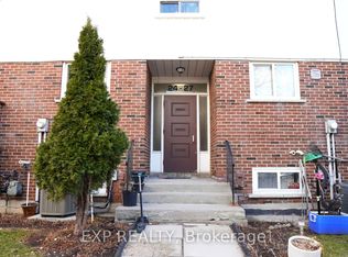 2 White Abbey Park #26, Toronto, ON M1R 5A1