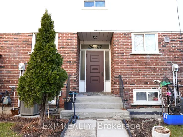 2 White Abbey Park #26, Toronto, ON M1R 5A1