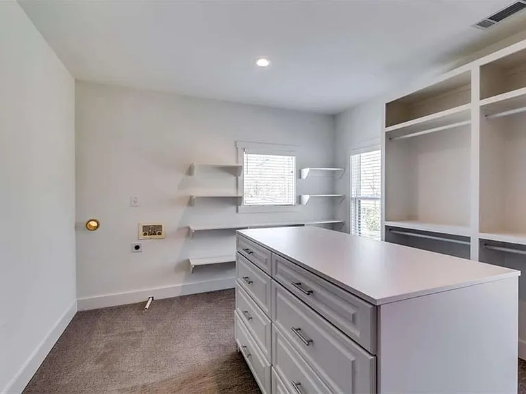 155 Dean Dr — Photo 52