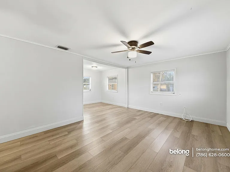 1520 Hunter Rd #A — Photo 5