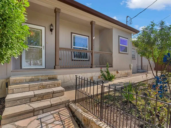 195 Appaloosa Dr, Kerrville, TX 78028