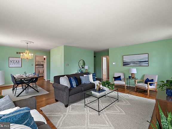 3rd image of 2503 Gannet Ln