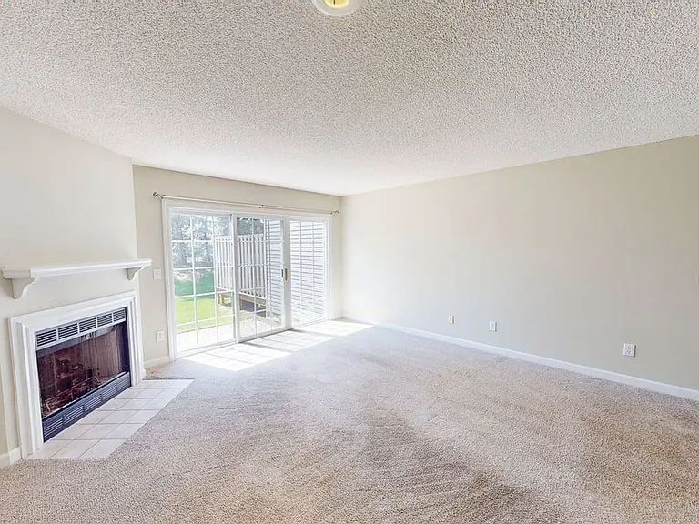 2059 Coleman Dr — Photo 12
