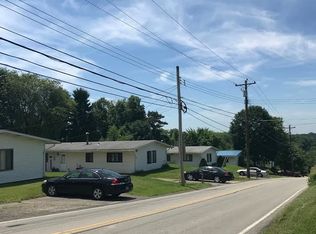 299 Lindsey Ln, Pittsburgh, PA 15239