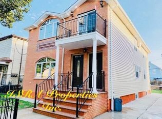 21924 143rd Rd, Springfield Gardens, NY 11413