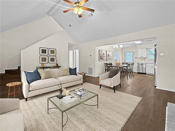 3rd image of 70281 C St