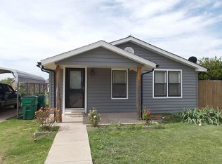 404 E Wabash Ave, Electra, TX 76360