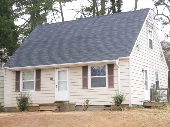 1005 Nancy Ln, Winston Salem, NC 27107