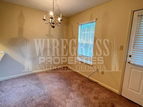 4th image of 306 W Cranford Ave