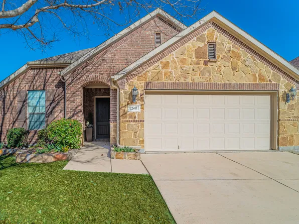 2541 Open Range Dr, Fort Worth, TX 76177