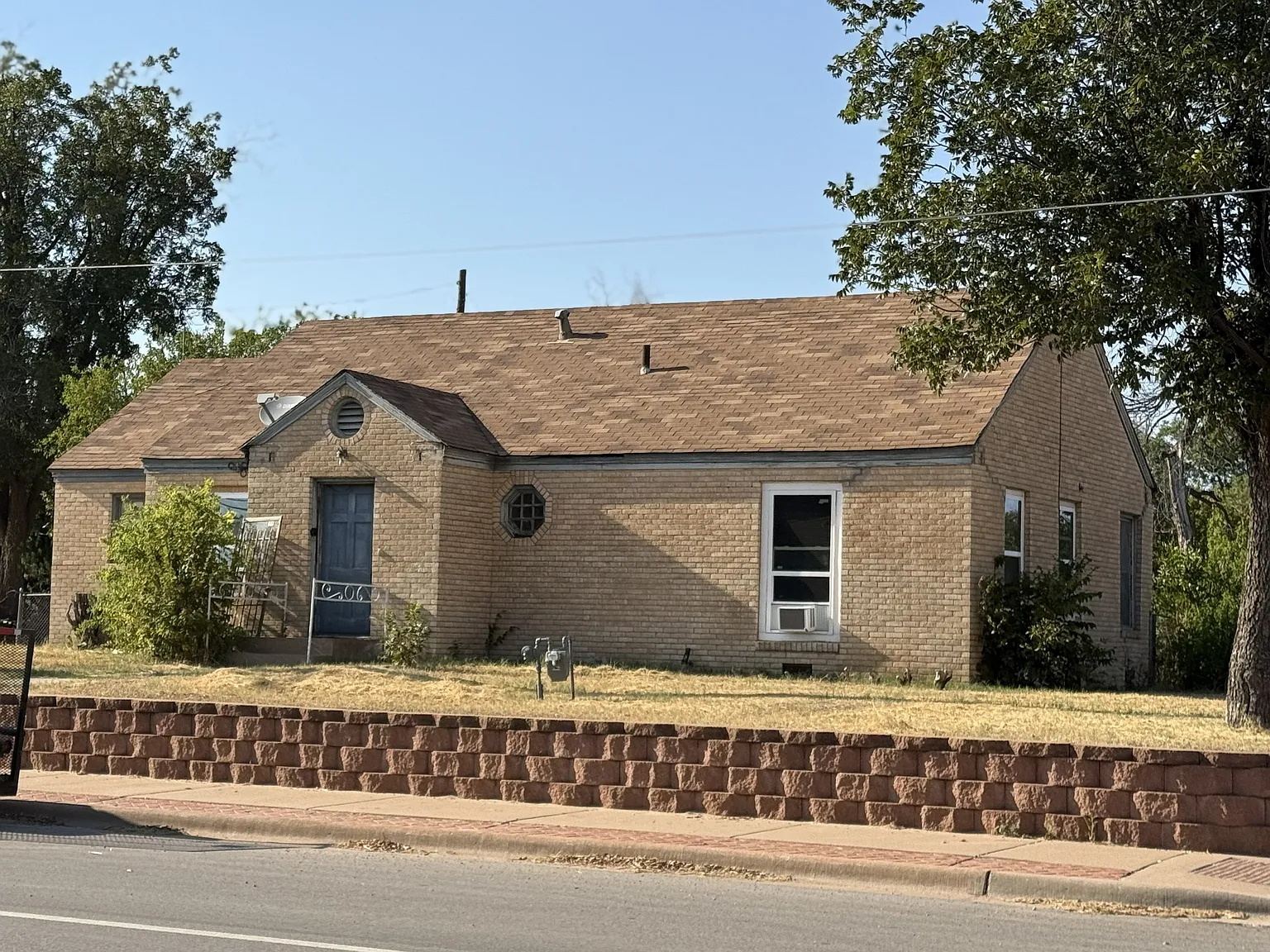 3 bed, 1520 sqft, $2,500 — Photo 1
