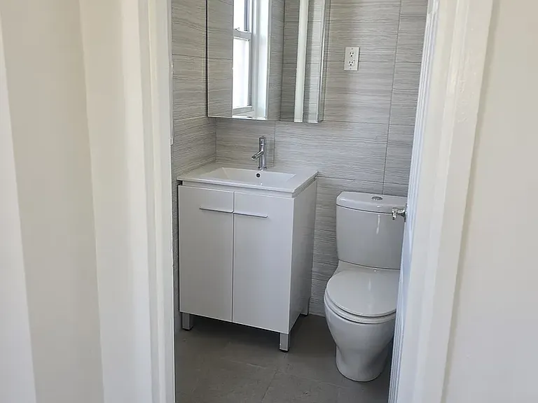 2940 Ocean Pkwy #14D — Photo 13
