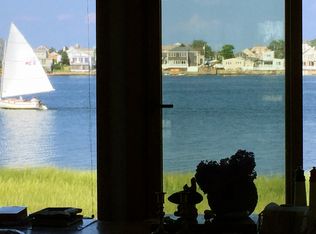 12 Smith St, Newbury, MA 01951