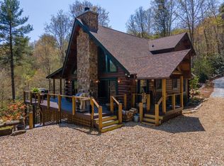 973 Ell Rdg, Glenville, NC 28736