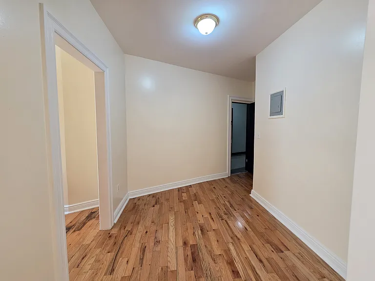 1012 Ocean Ave #4W — Photo 11
