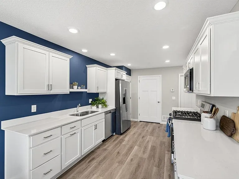 8824 Riverstone Ave NE — Photo 4