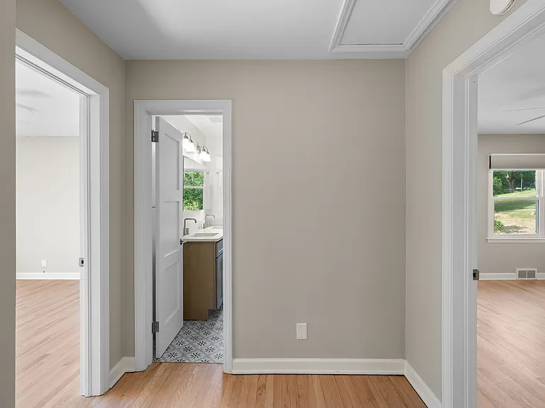 128 Mount Carmel Rd #A — Photo 15