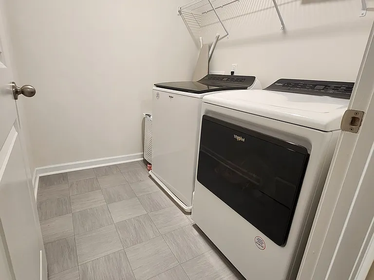 7451 Buckpasser Dr — Photo 9
