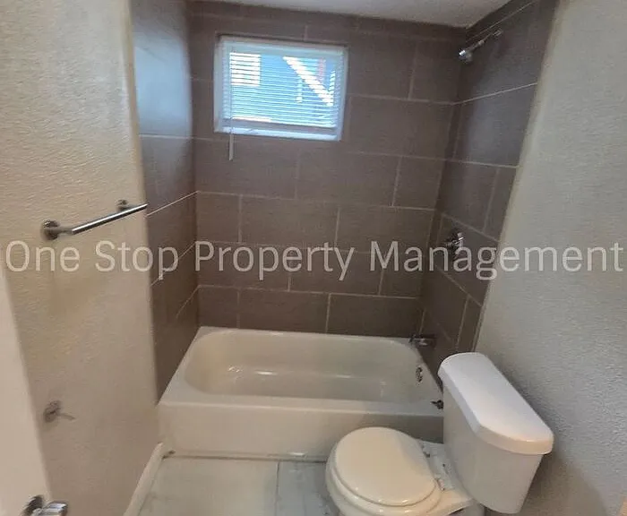 4224 Agnes Ave — Photo 26