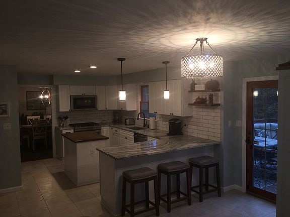 5th image of 109 Pinehurst Dr