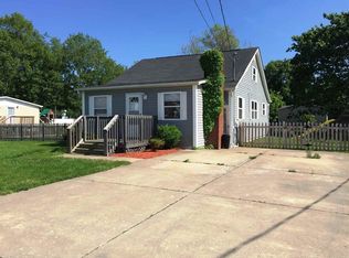 56 Leaf Ln, Scott Depot, WV 25560