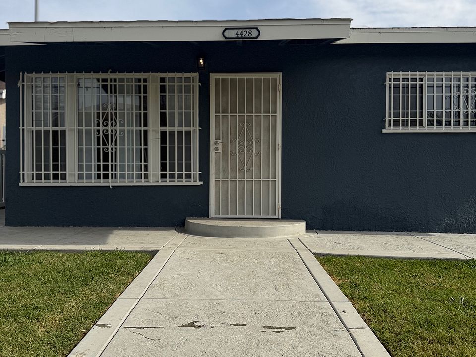 1st image of 14428 Chadron Ave