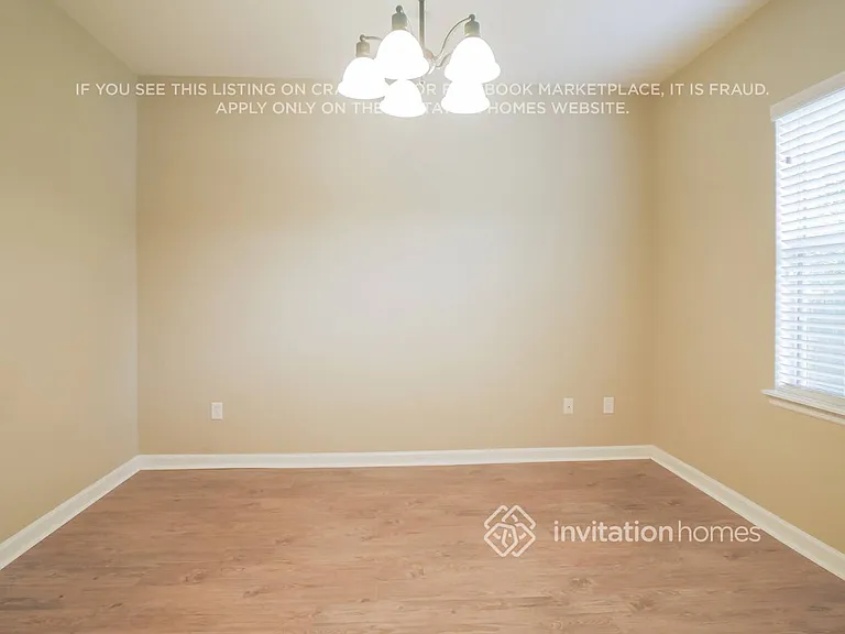 161 Woodfield Ln — Photo 6