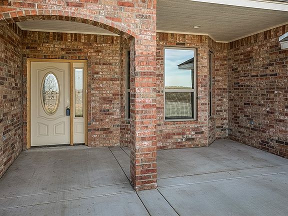 3rd image of 8733 Paintbrush Dr