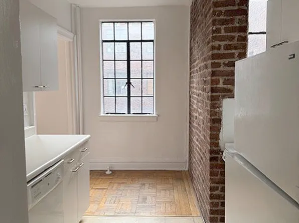 72 Barrow Street image 3 of 12