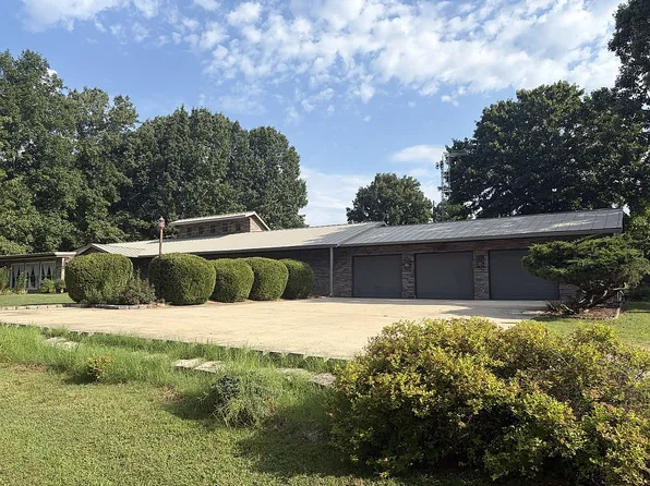 514 County Road 15, Mountain Home, AR 72653