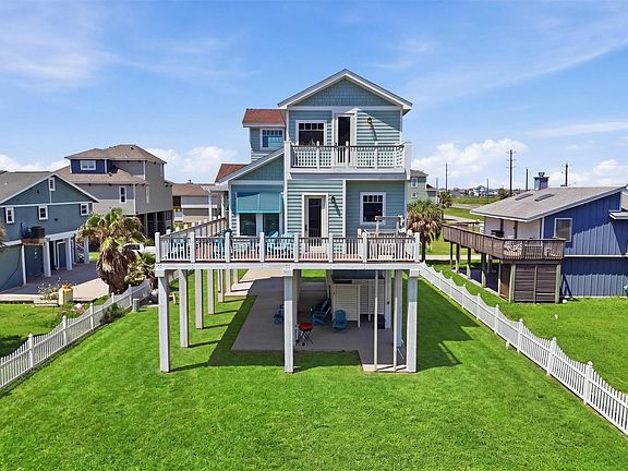 2nd image of 21233 Gulf Dr