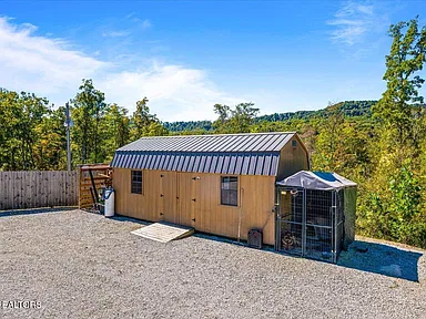 Property photo 44