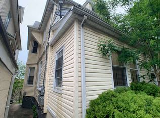 15 Van Buren St, Staten Island, NY 10301