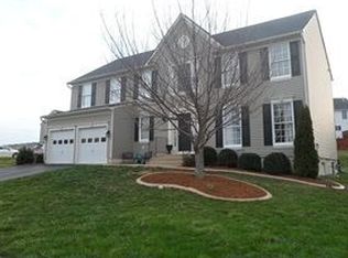 9 Fife St, Stafford, VA 22554