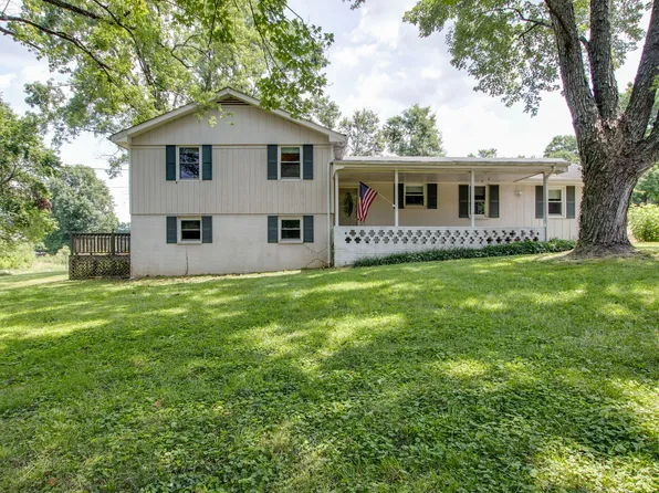 295 Hill Ct, Gallatin, TN 37066