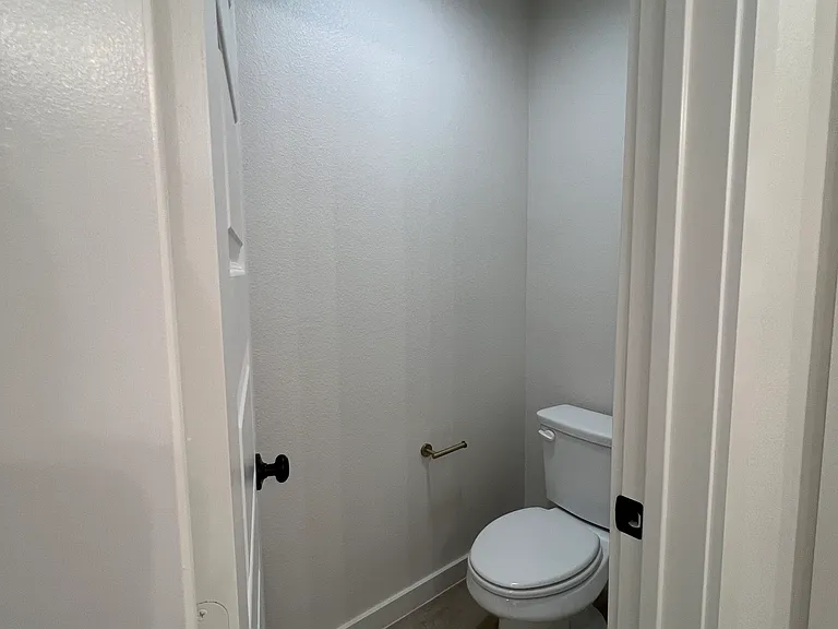 13815 Gary Ave — Photo 23