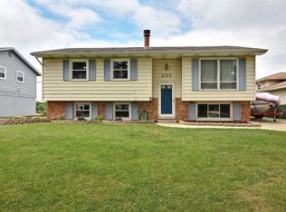 202 S Harrison St, Hebron, IN 46341