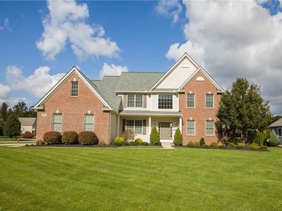 33050 Saint James Trl, Avon, OH, 44011