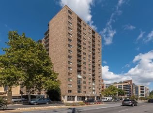 8200W Apartments, Bethesda, MD 20814