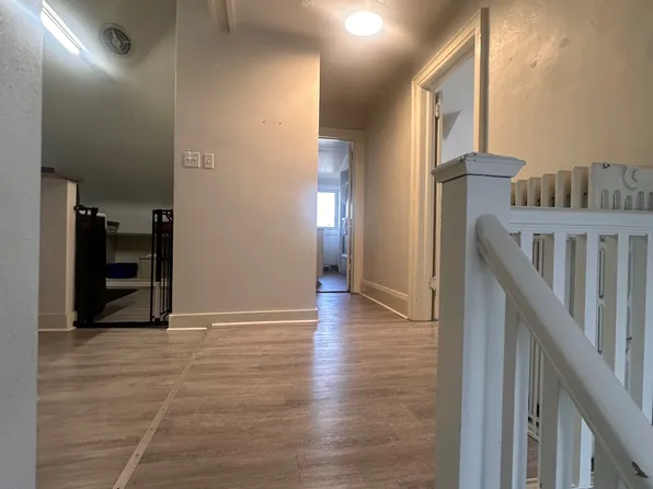 737 Avenue Rd #3, Toronto, ON M5P 2J9