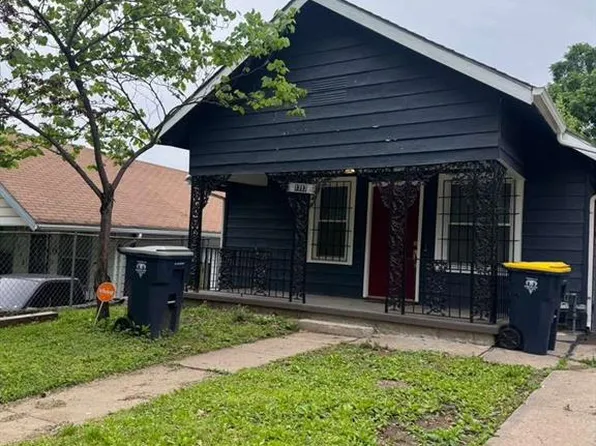 1717 Cambridge Ave, Kansas City, MO 64126