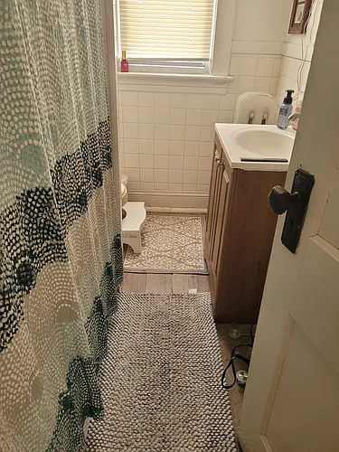 823 Hampton Ave #1 Photo 1
